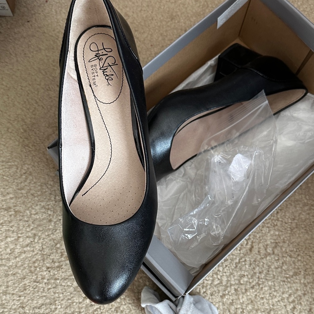 Life Stride Black Women's Heels
